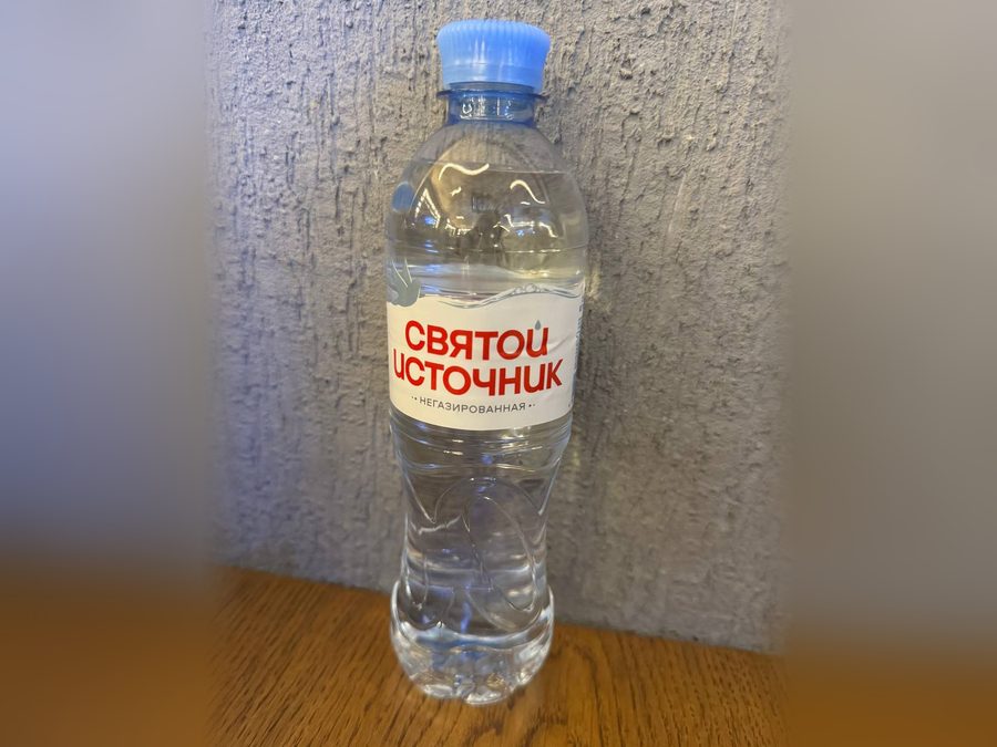 Вода без газа